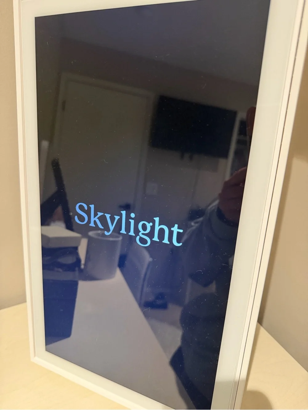 Digital Photo Frame in White -